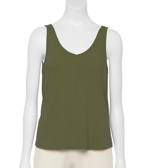 So XL olive forest double v neck tank top (knotted front can be undone) … - Picture 10 of 10